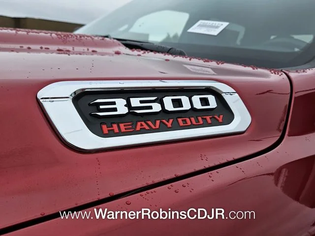 New 2026 Molten Red Pearl-Coat Exterior Paint RAM Tradesman image 18