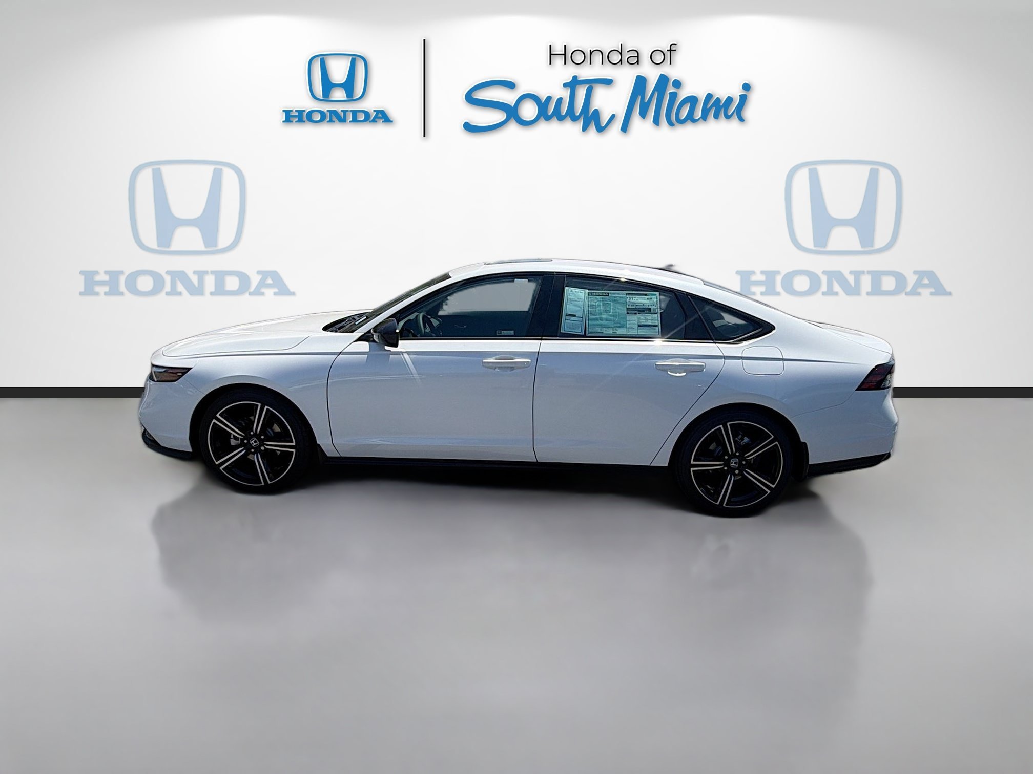 New 2026 Platinum White Pearl Honda SE image 4