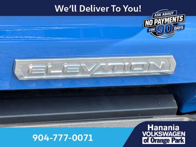 Used 2025 Blue GMC Elevation image 13