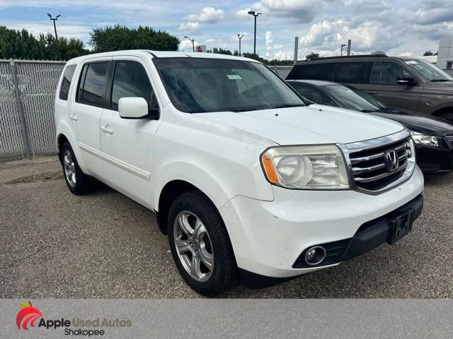 Used 2015 White Honda EX-L image 1