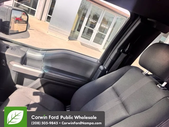 Used 2017 Black Ford XLT image 11