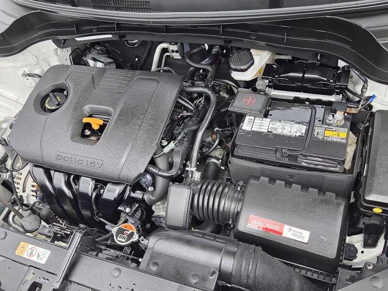 Certified Used 2020 Snow White Pearl KIA S IVT image 20