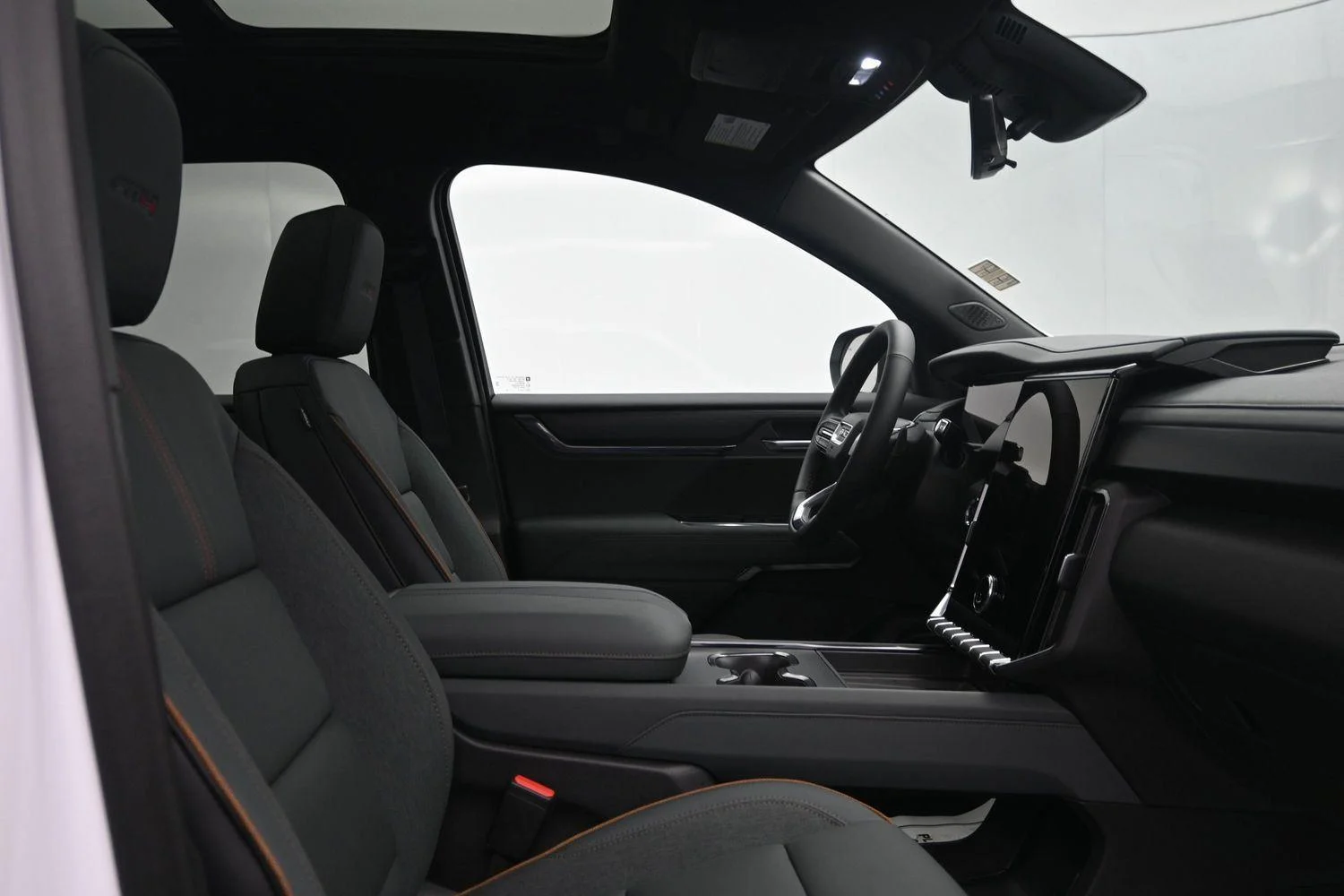 2026 GMC Acadia AT4 - Photo 13