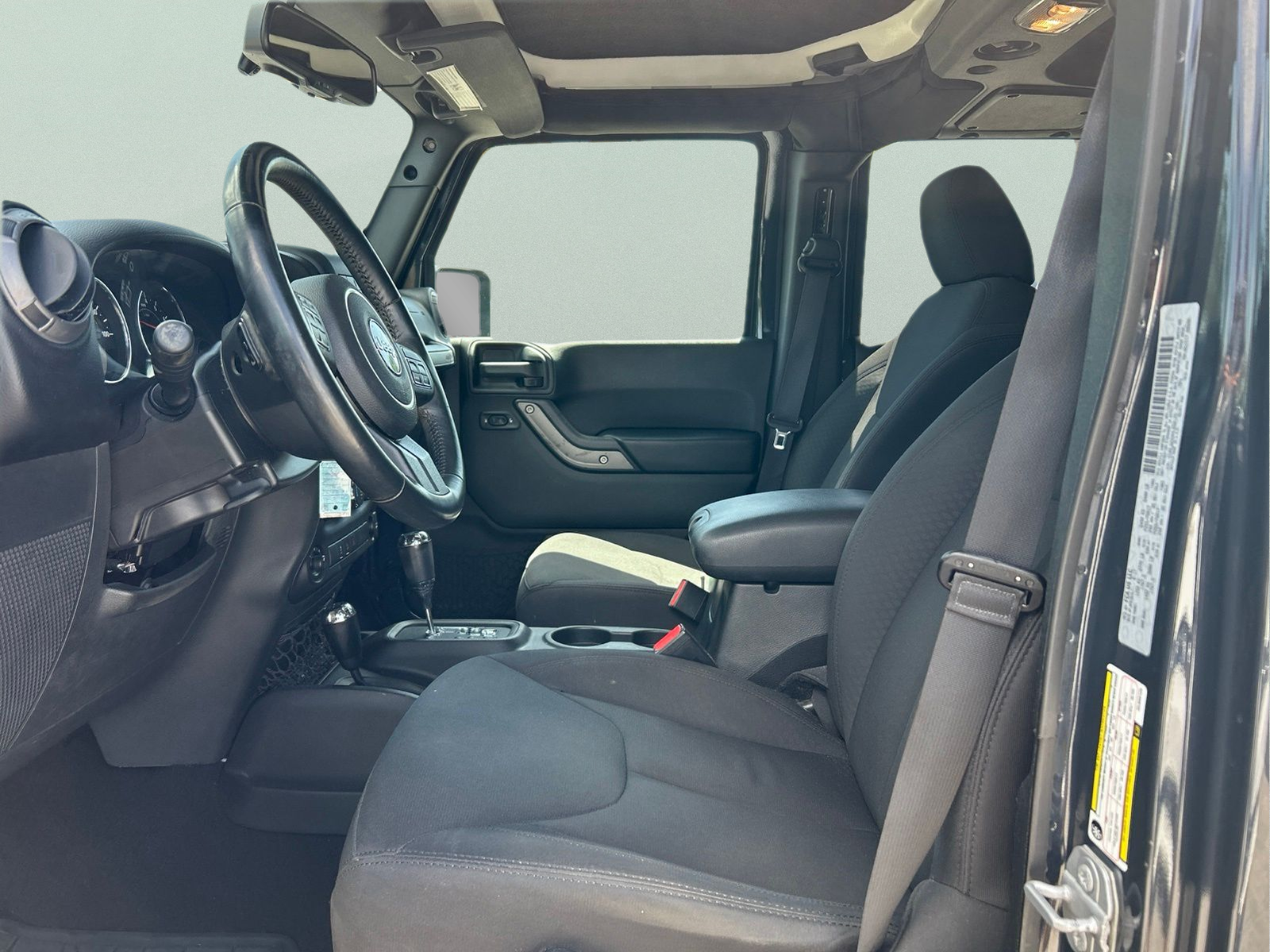 Used 2017 Black Jeep Unlimited Sport image 9