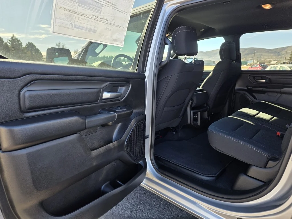 2025 RAM 1500 Tradesman - Photo 8