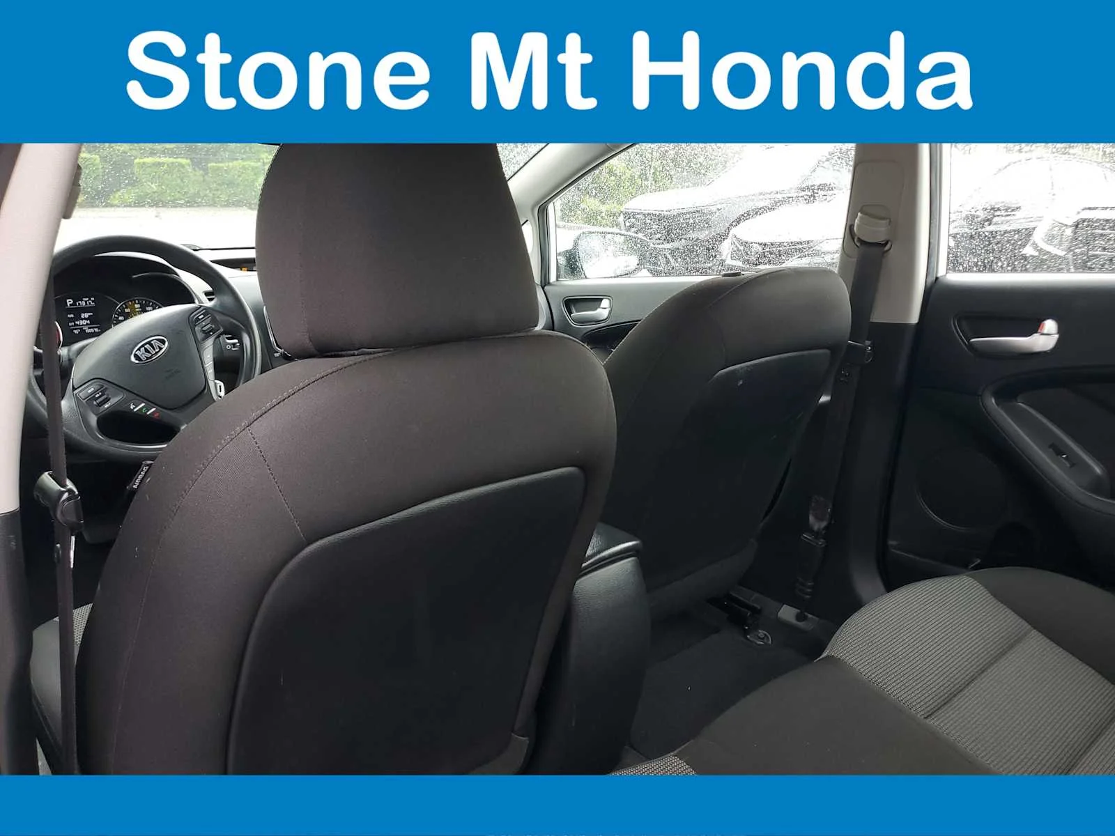 Used 2017 Clear White Kia LX image 8
