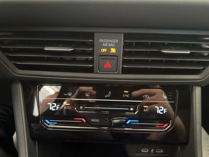 2026 Volkswagen Jetta Sport - Photo 18