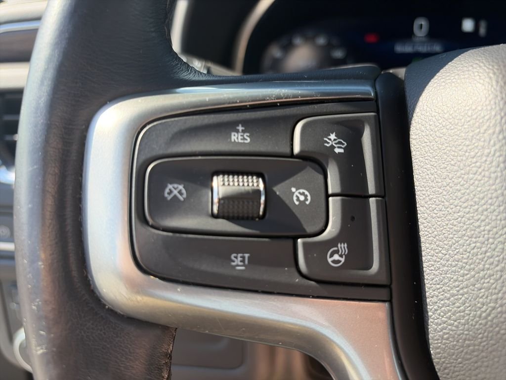 Used 2023 Gray Chevrolet LT image 22