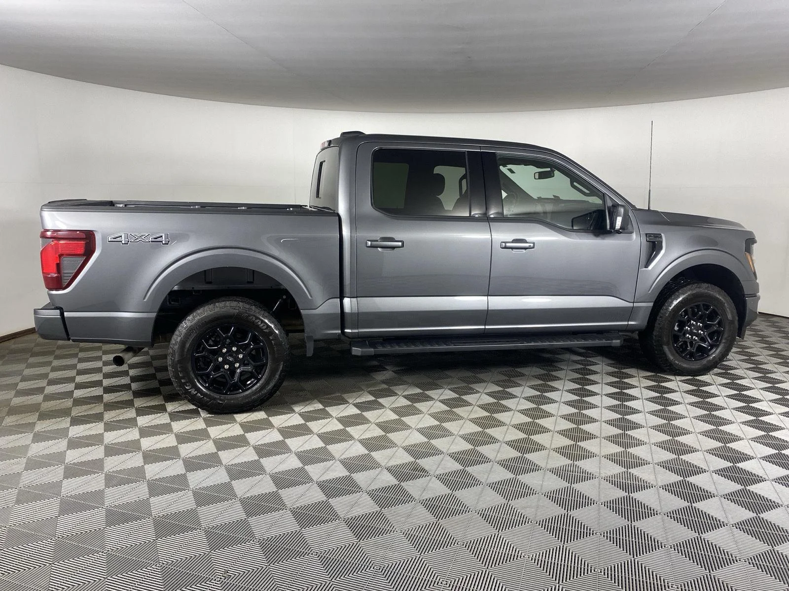 Used 2024 Carbonized Gray Ford XLT image 18