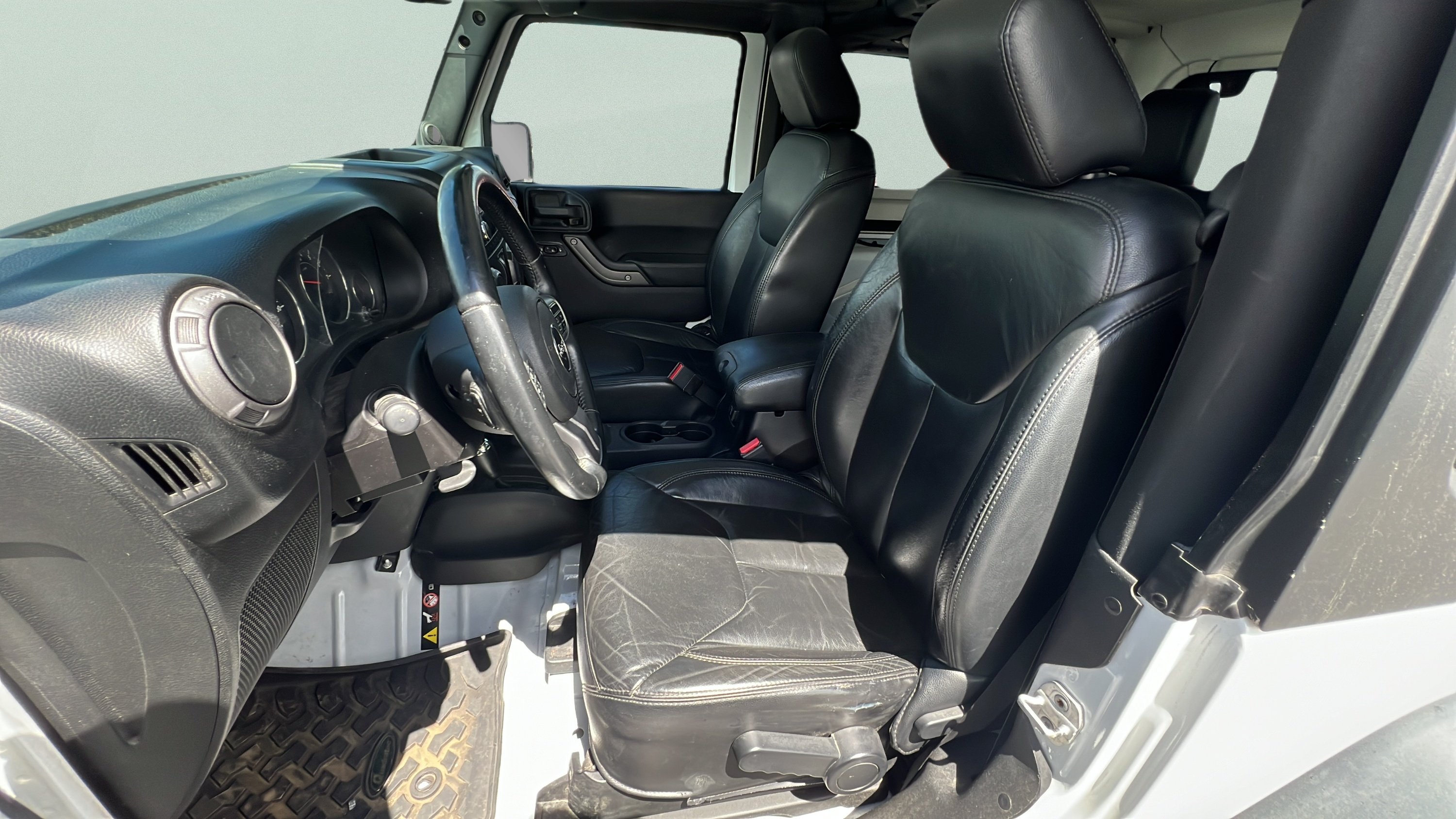 Used 2013 White Jeep MOAB image 10