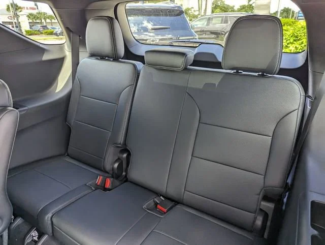 New 2026 Mosaic Black Metallic Chevrolet LT image 8