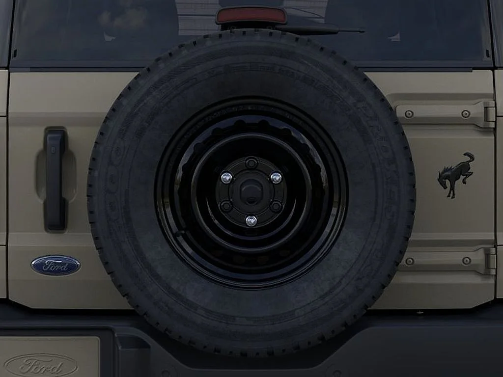 New 2026 Desert Sand Ford Outer Banks® image 24