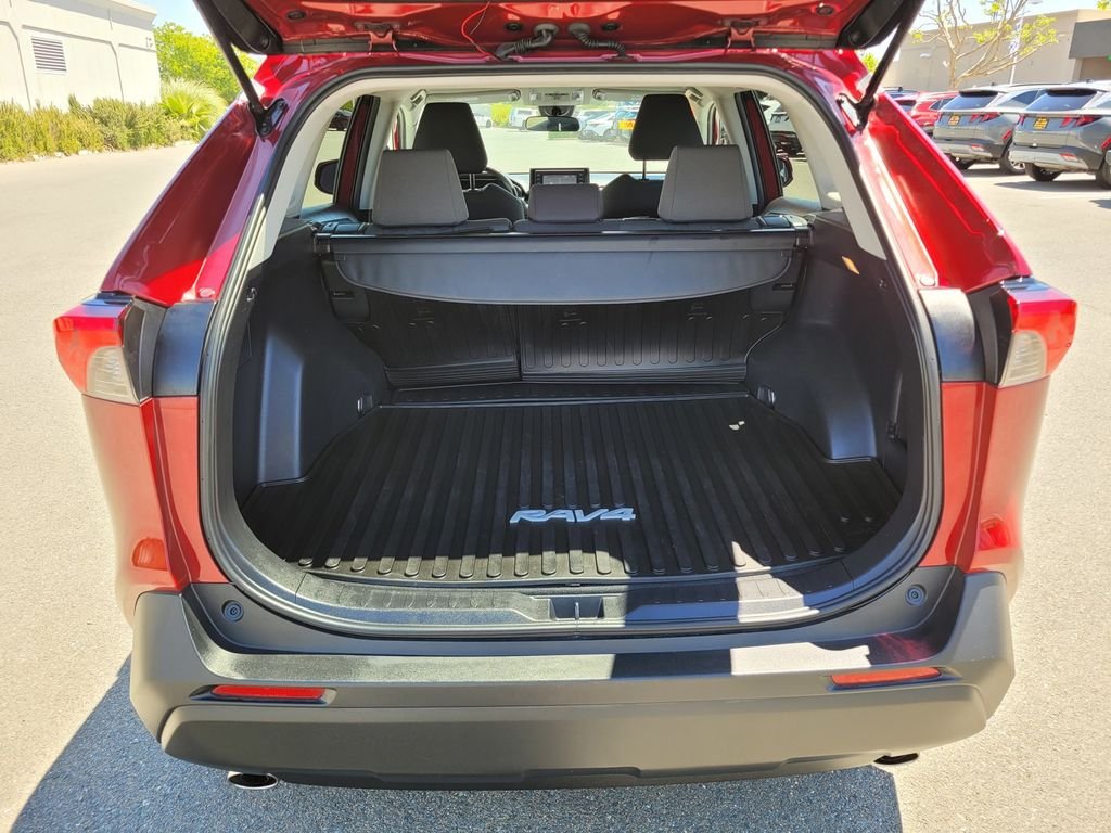 Used 2020 Red Toyota XLE image 11