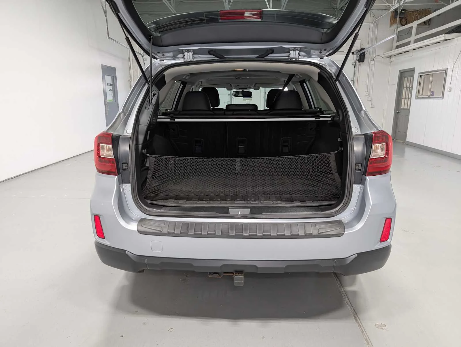 Used 2016 Ice Silver Metallic Subaru 2.5i Limited image 41