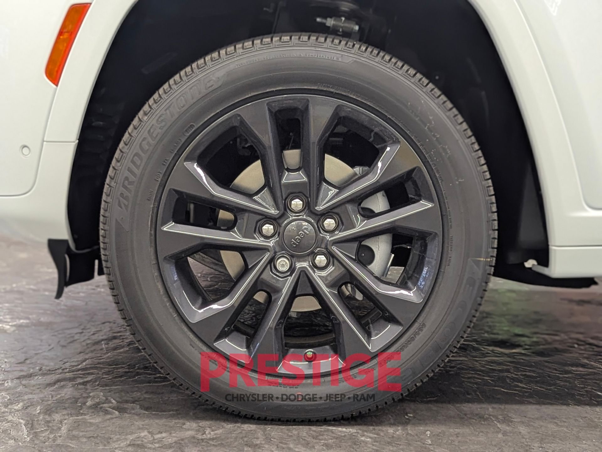 New 2026 Bright White Clearcoat Jeep Limited Reserve image 10