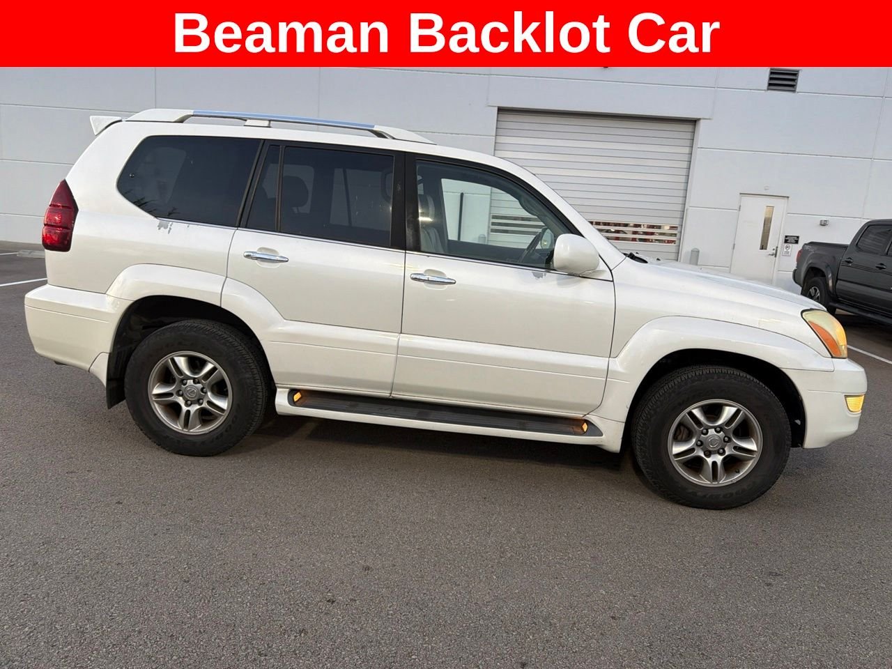 Used 2008 White Lexus 470 image 3