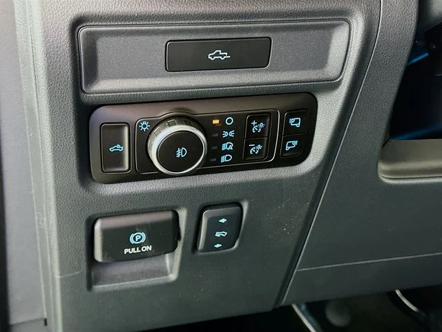 New 2026 White Ford Lariat image 24