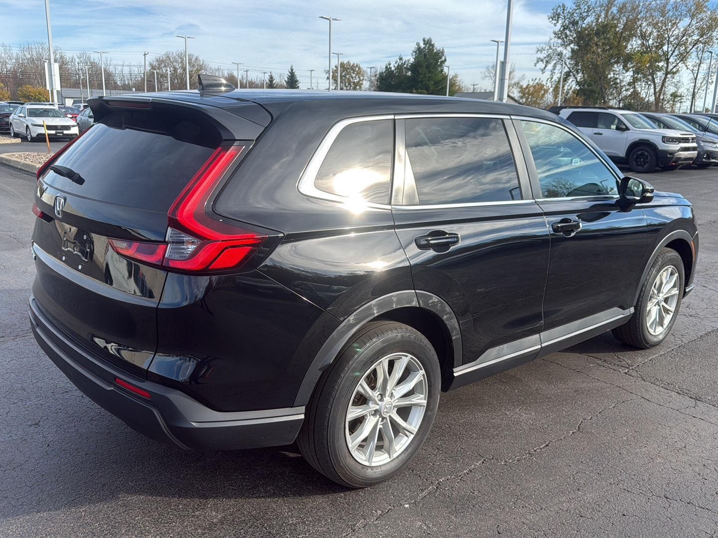 Used 2024 Crystal Black Pearl Honda EX image 6