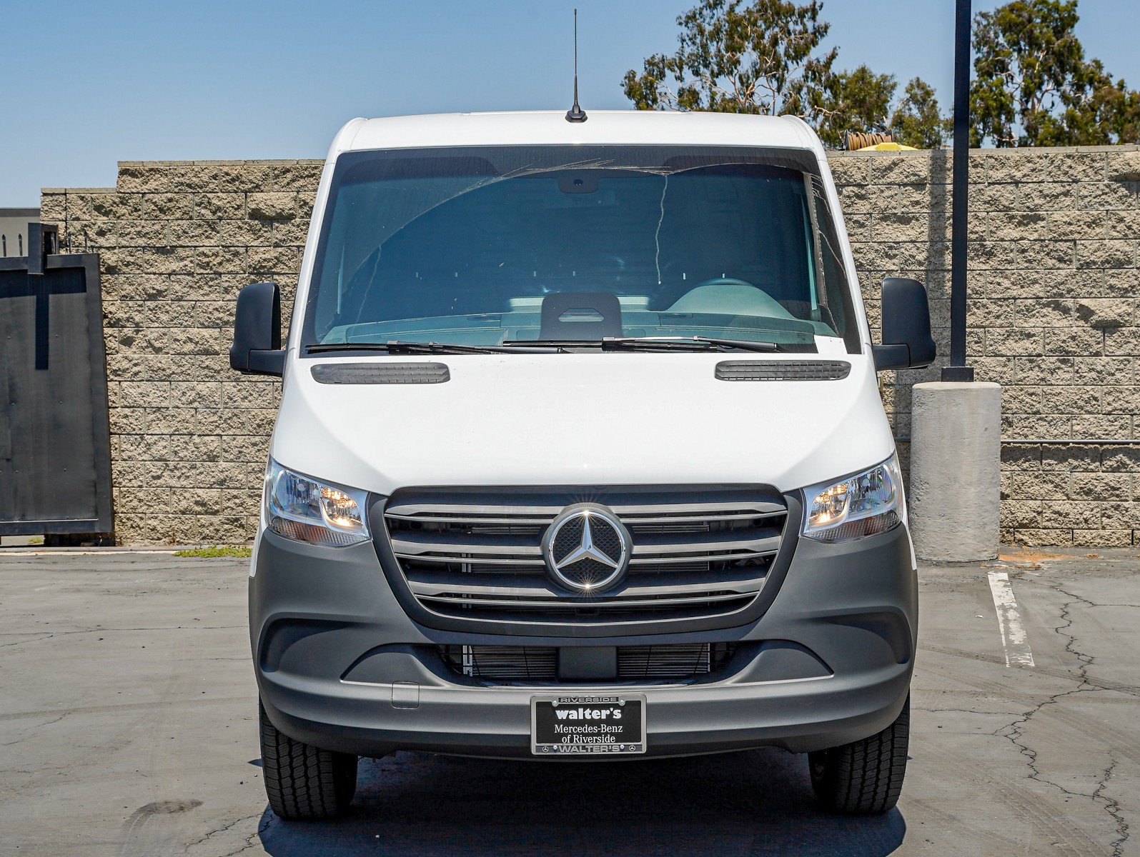 New 2026 Arctic White Mercedes-Benz 2500 Standard Roof I4 Diesel 144 RWD image 2