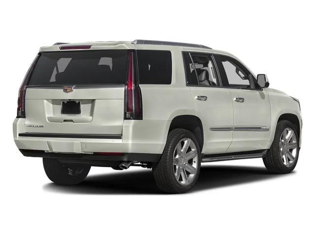 Used 2016 Crystal White Tricoat Cadillac Luxury Collection image 2