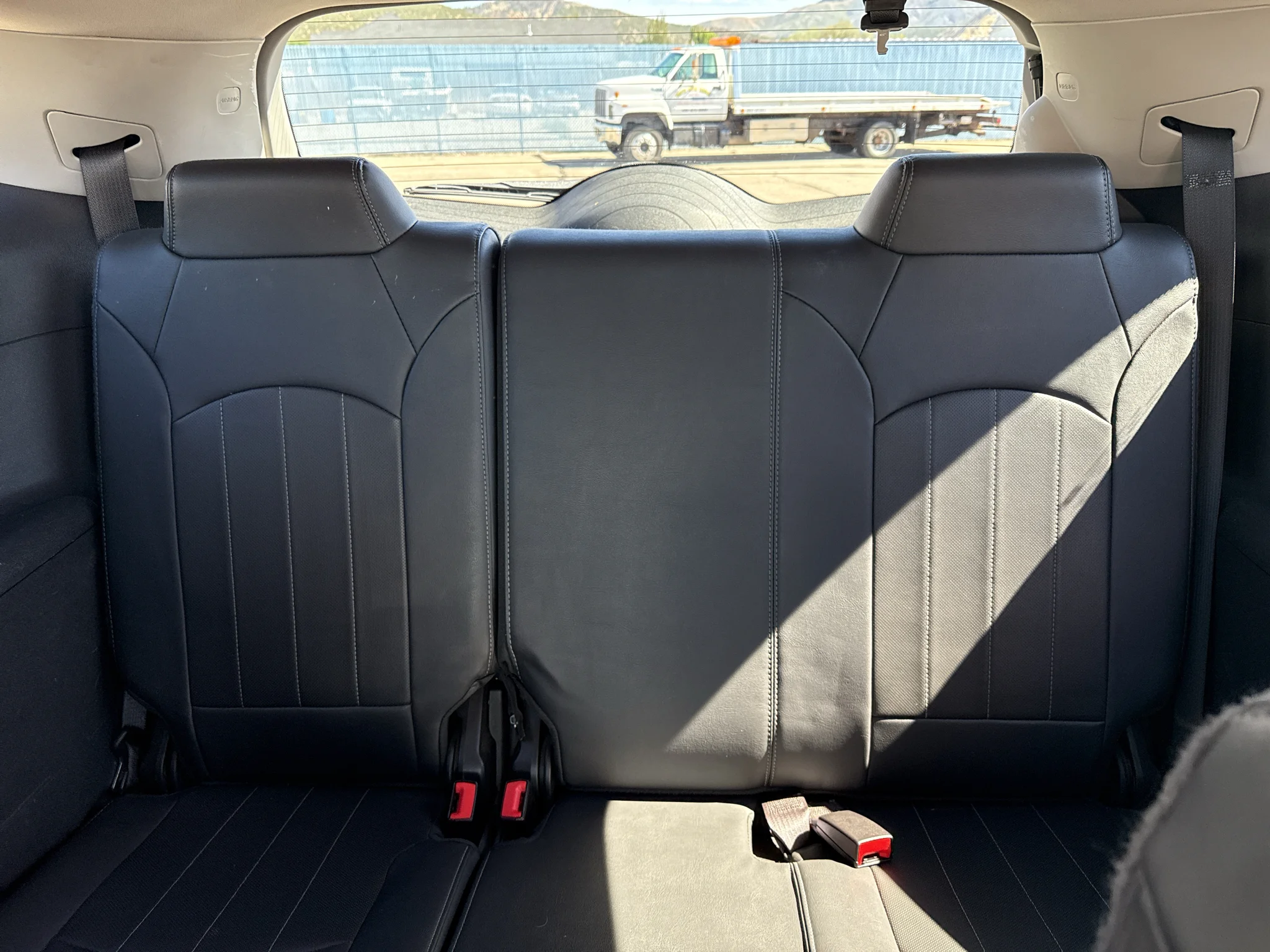 Used 2016 QUICKSILVER METALLIC Buick Leather image 14