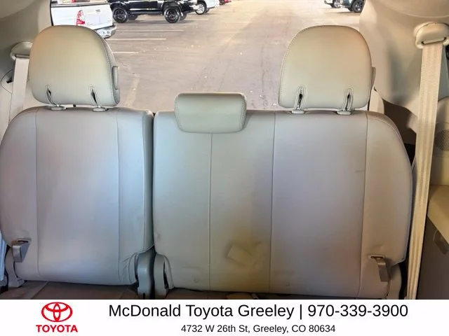Used 2011 Green Toyota Limited image 11