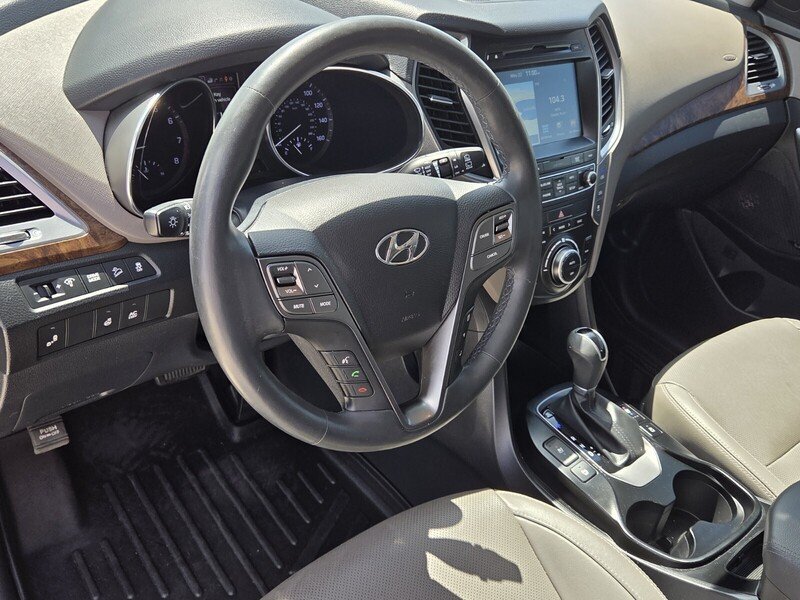 Used 2017 Silver HYUNDAI SE ULTIMATE 3.3L AUTO image 11