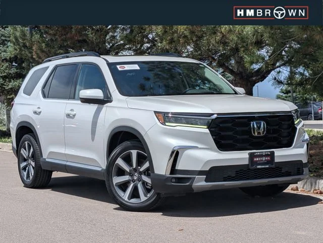 2023 Honda Pilot Elite AWD's photo