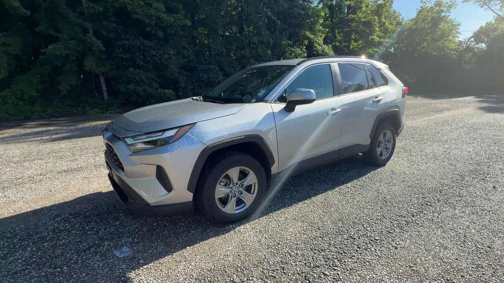 Used 2024 Silver Toyota XLE image 4