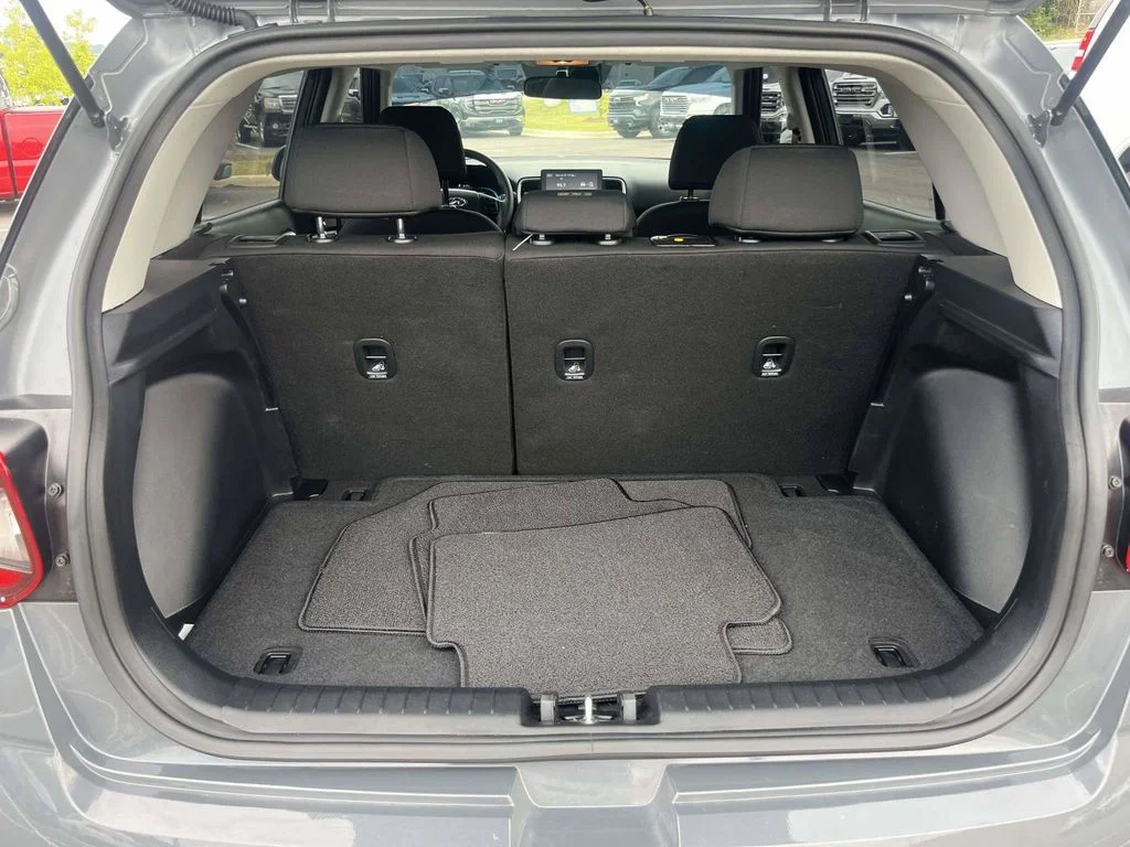 Certified Used 2026 Gray Hyundai SE image 10