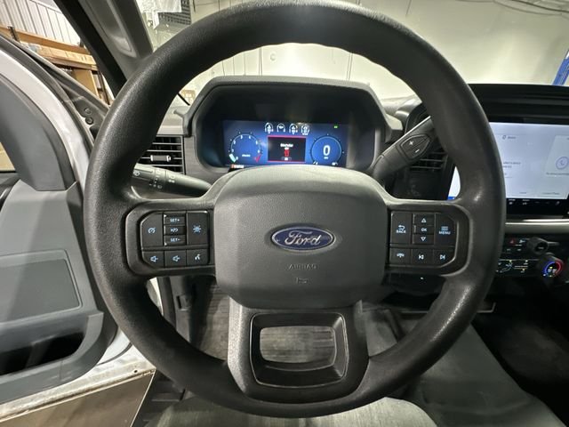 Used 2025 White Ford XL image 15