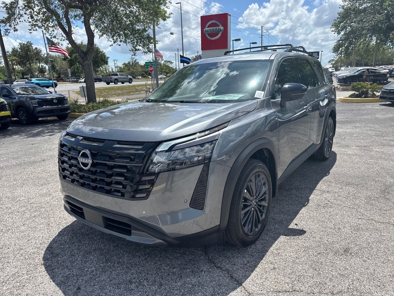 New 2026 Nissan Pathfinder SL 4D Sport Utility