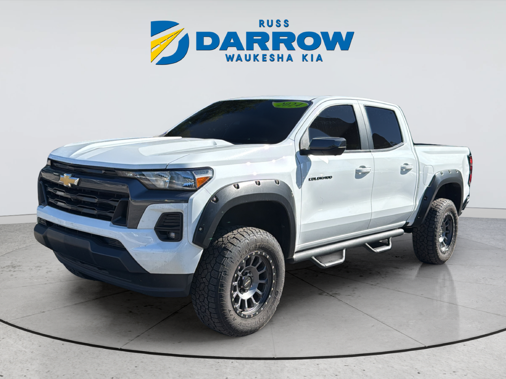 Used 2024 White Chevrolet LT image 1