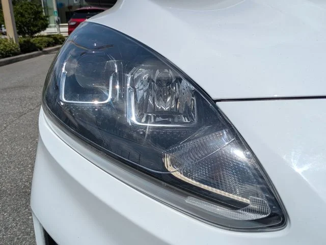Certified Used 2022 Oxford White Ford SE image 10