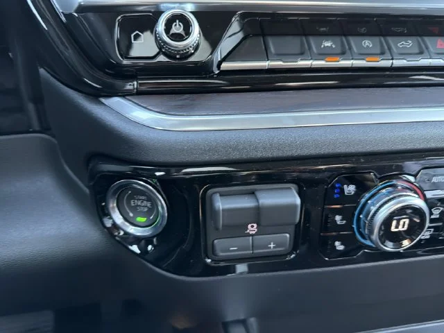 New 2026 Onyx Black GMC SLT image 28