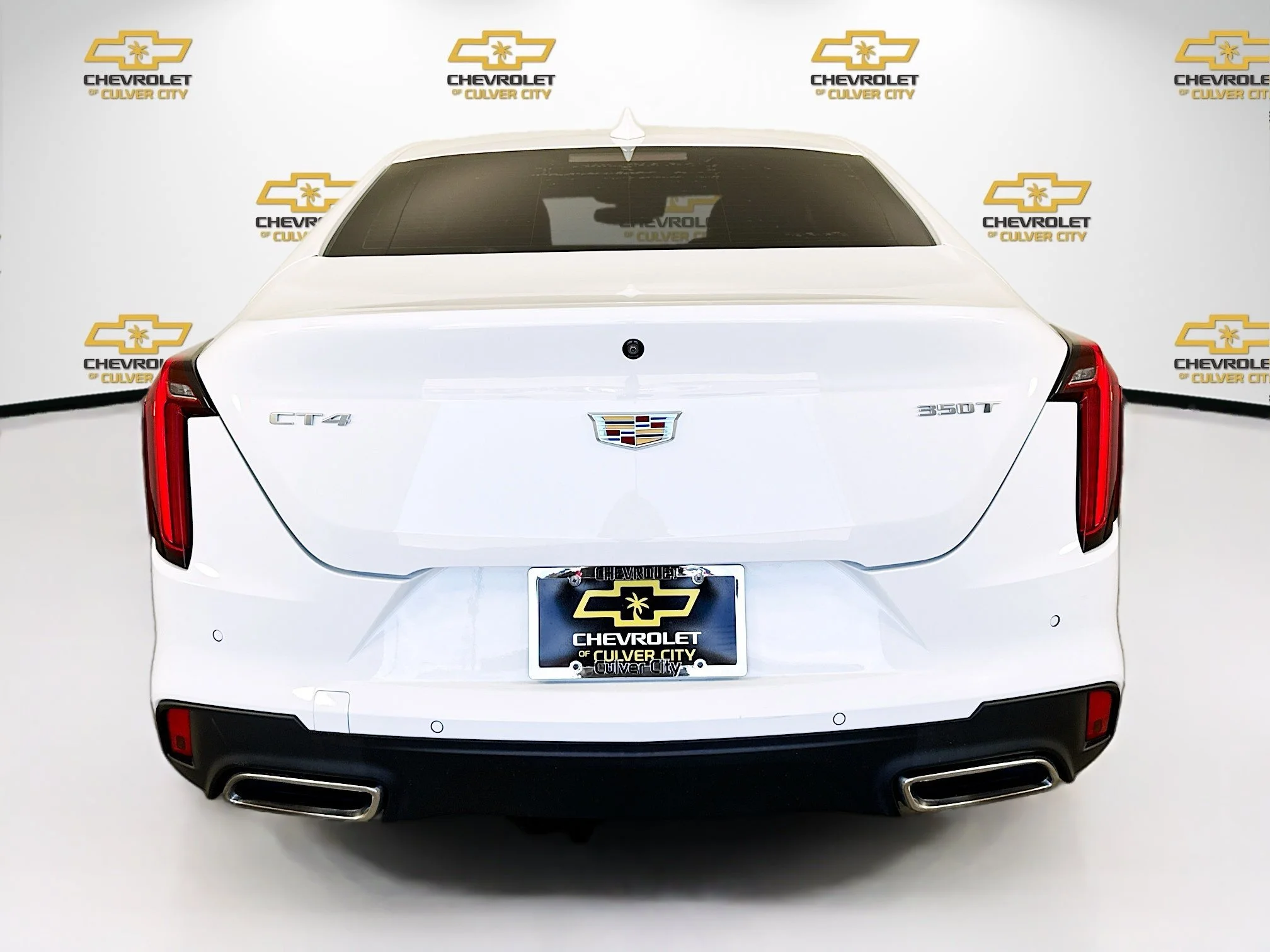 Used 2023 Summit White Cadillac Luxury image 7