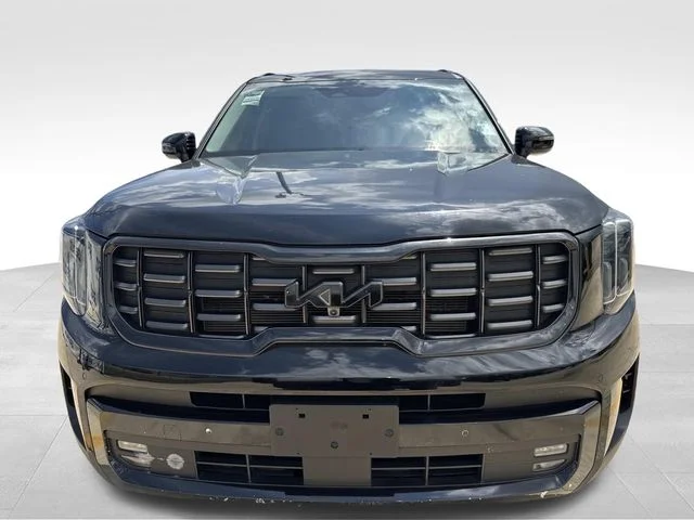 Used 2024 Black Kia SX image 3