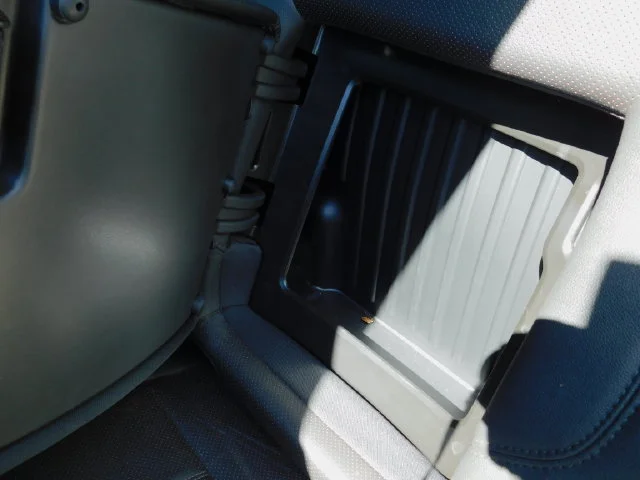 Used 2024 Gray Chevrolet High Country image 27