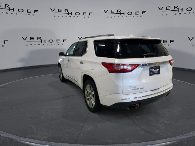 Used 2021 Iridescent Pearl Tricoat Chevrolet Premier image 7