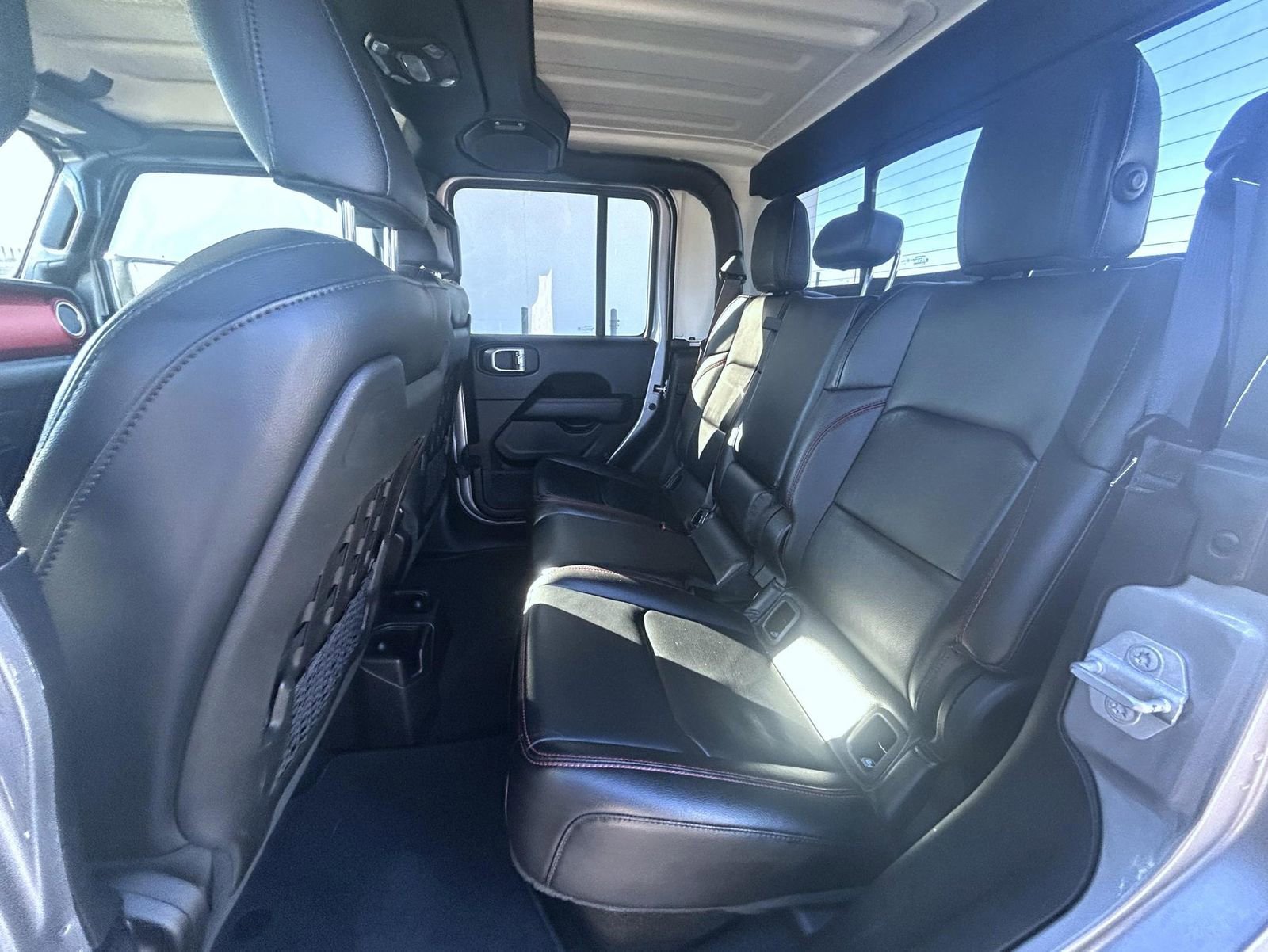 2020 Jeep Gladiator Rubicon - Photo 19