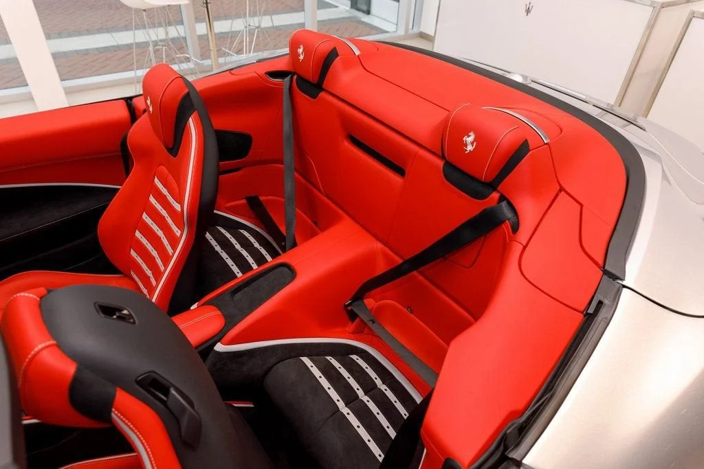 Used 2024 Sanusilver Ferrari Spider image 35