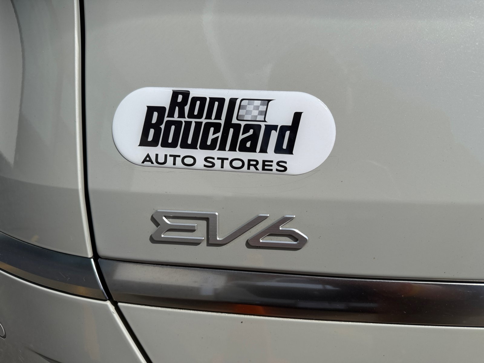 Used 2023 Glacier Kia Wind image 42