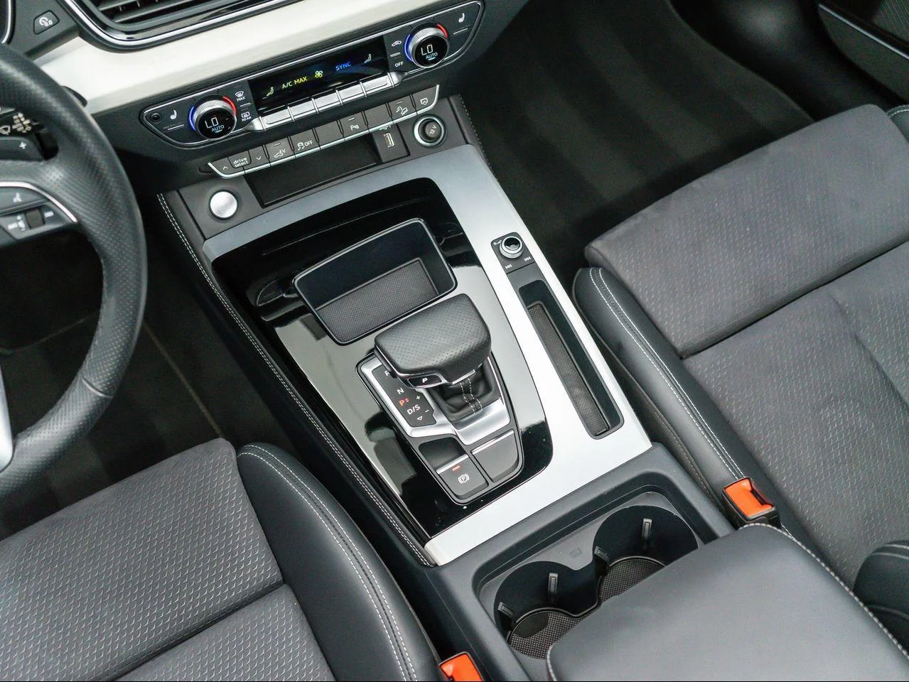 Used 2024 Glacier White Metallic Audi Premium Plus 55 TFSI e S line quattro S tronic image 26