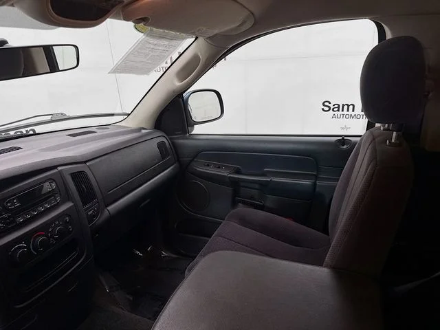 Used 2004 Patriot Blue Pearl Dodge SLT image 20