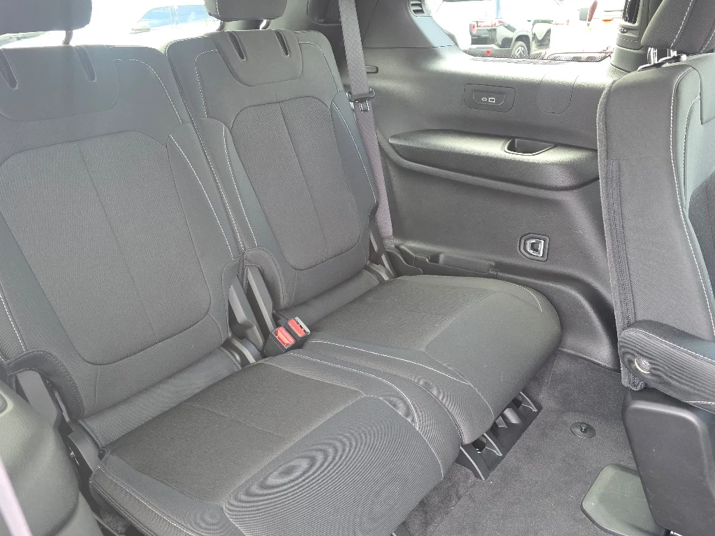 Used 2026 Baltic Grey Metallic Clear Coat Jeep Laredo image 28