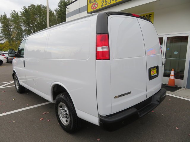 2021 Chevrolet Express Cargo Van photo 3