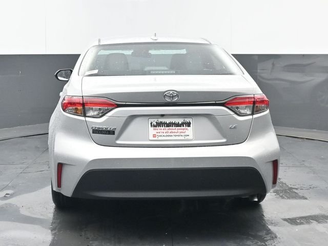 New 2026 Classic Silver Metallic Toyota LE image 17