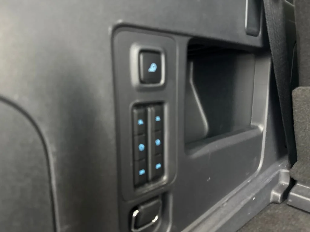 Used 2025 Silver Ford Platinum image 88