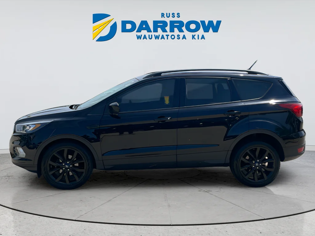 Used 2019 Black Ford SE image 2