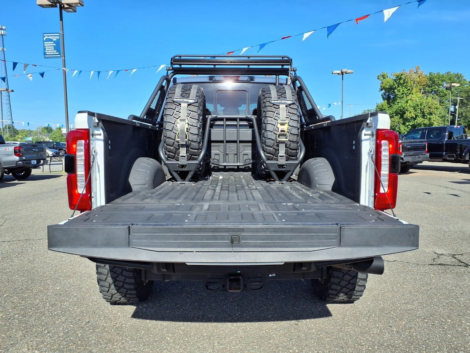 Used 2024 Star White Metallic Tri-Coat Ford LARIAT image 32